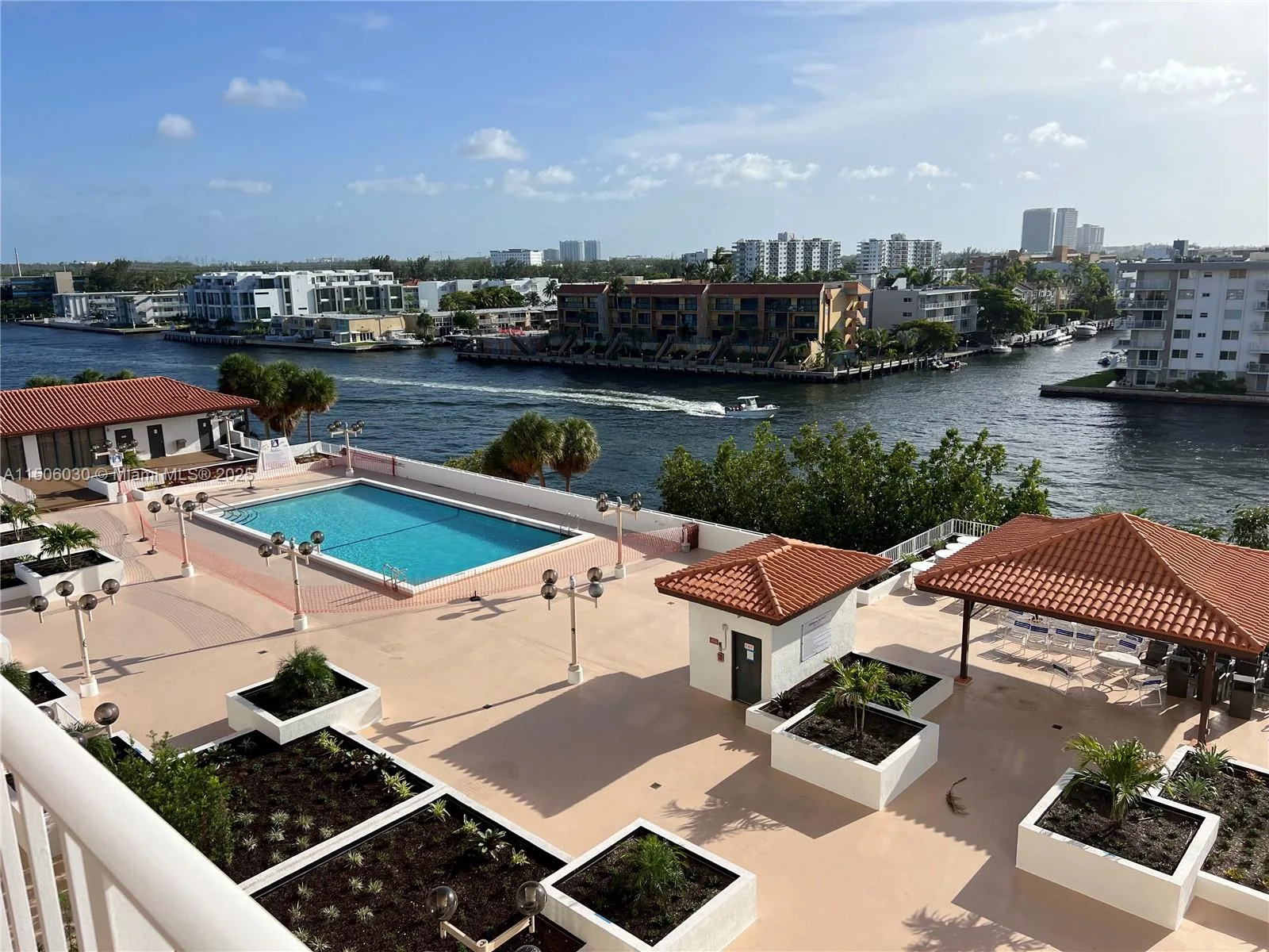 290 174th St # 702, Sunny Isles Beach, FL 33160