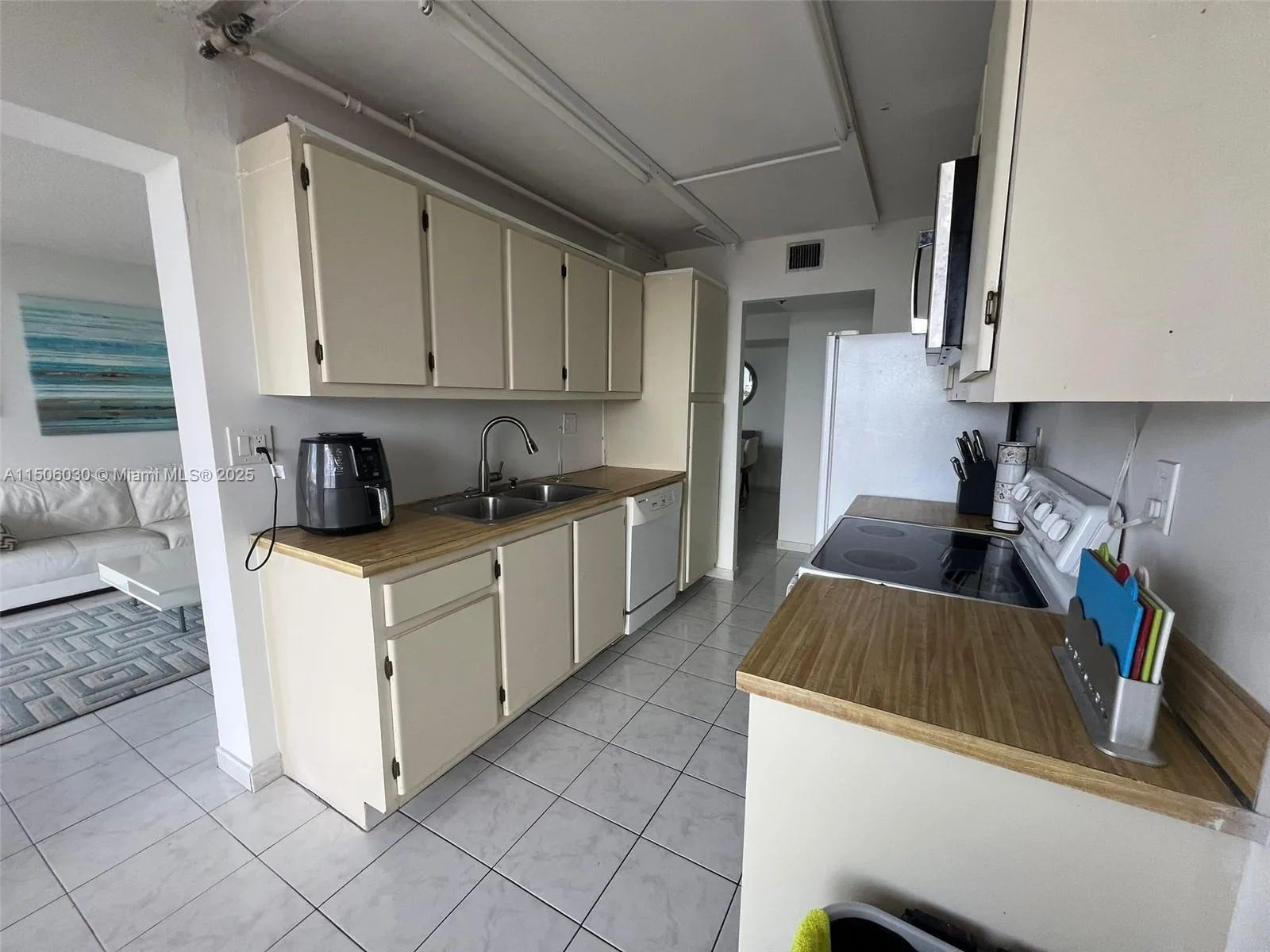 290 174th St # 702, Sunny Isles Beach, FL 33160 photo 11
