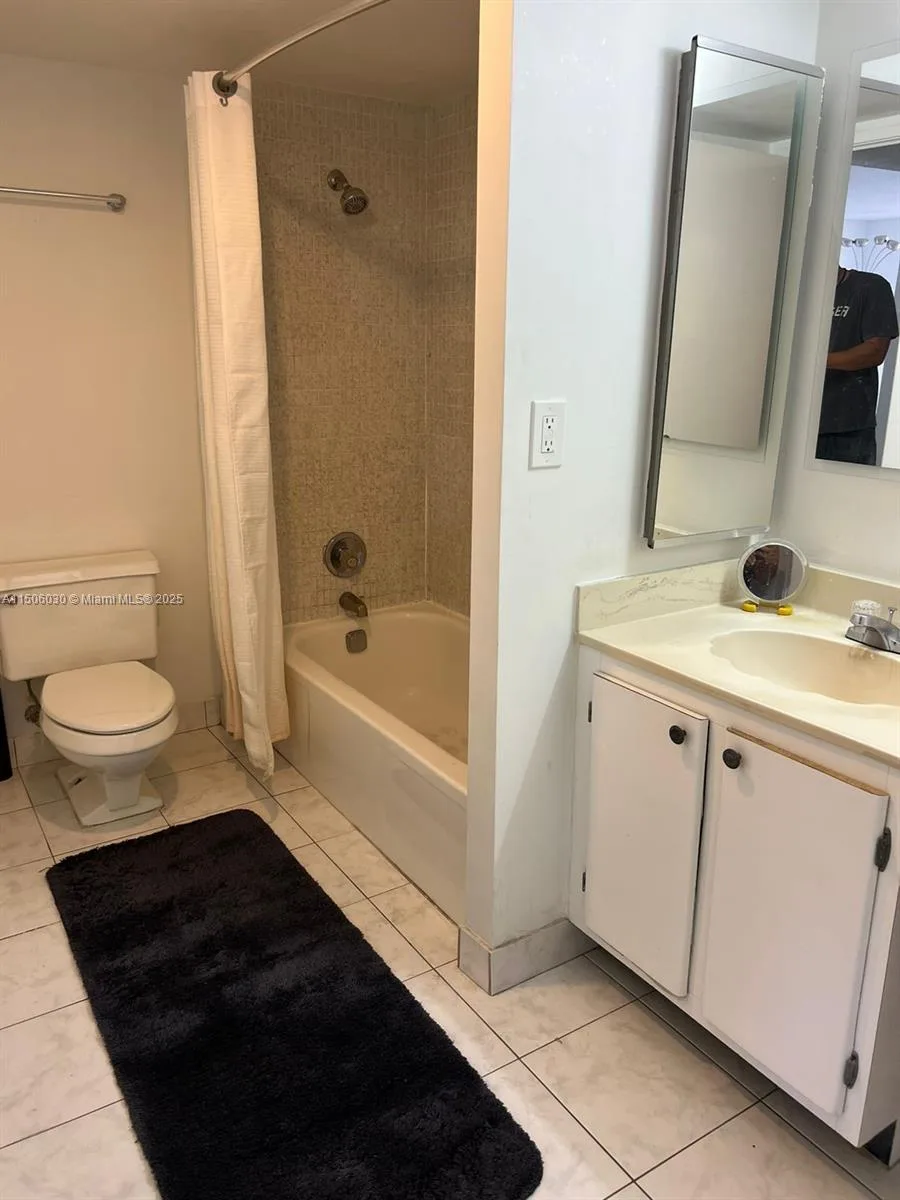 290 174th St # 702, Sunny Isles Beach, FL 33160 photo 12