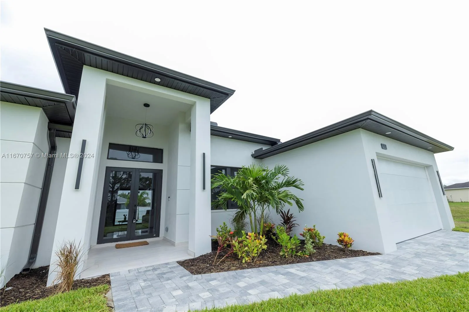 1747 NW 9th Ter, Cape Coral, FL 33993