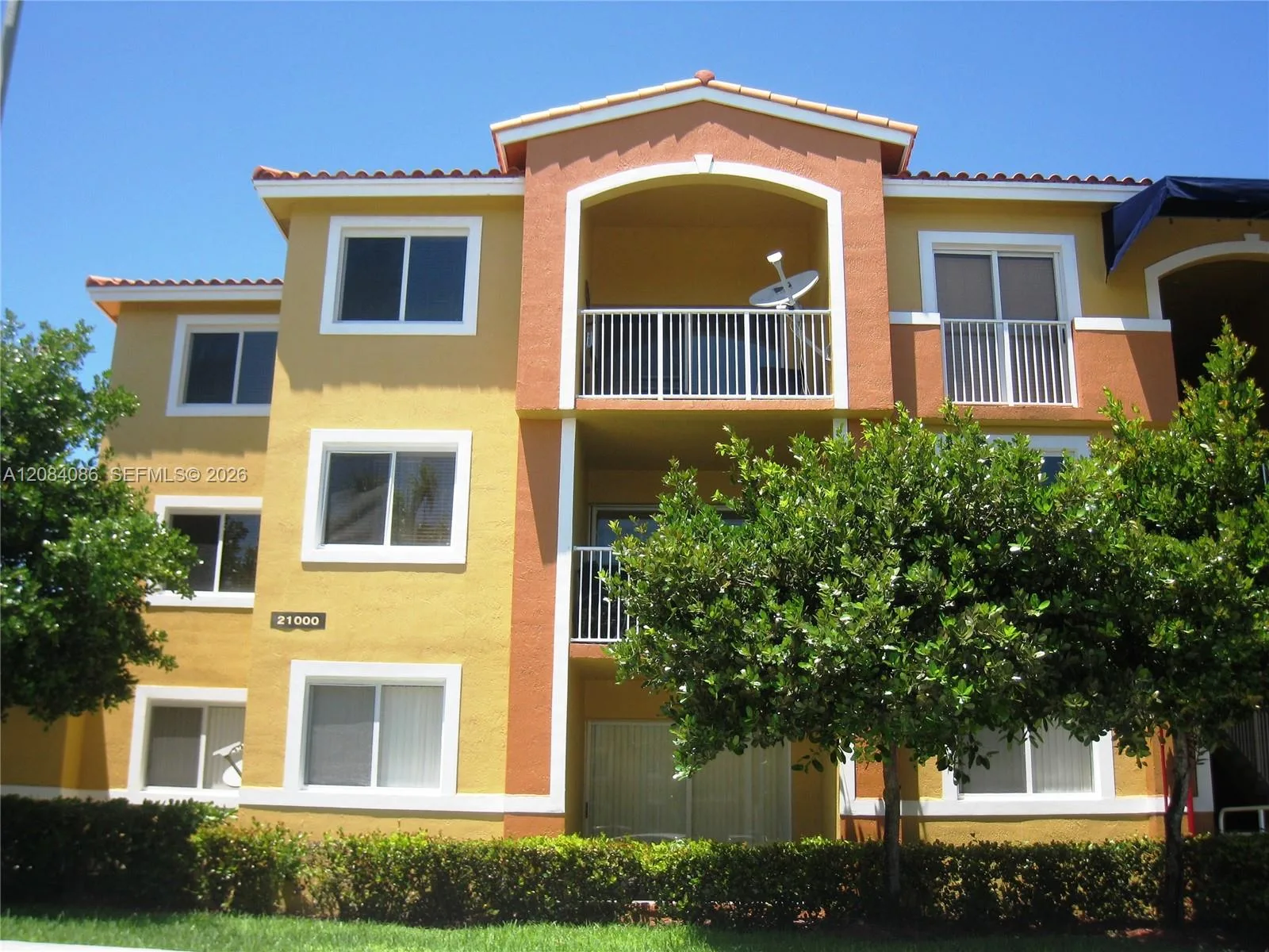 21000 SW 87th Ave # 101, Cutler Bay, FL 33189