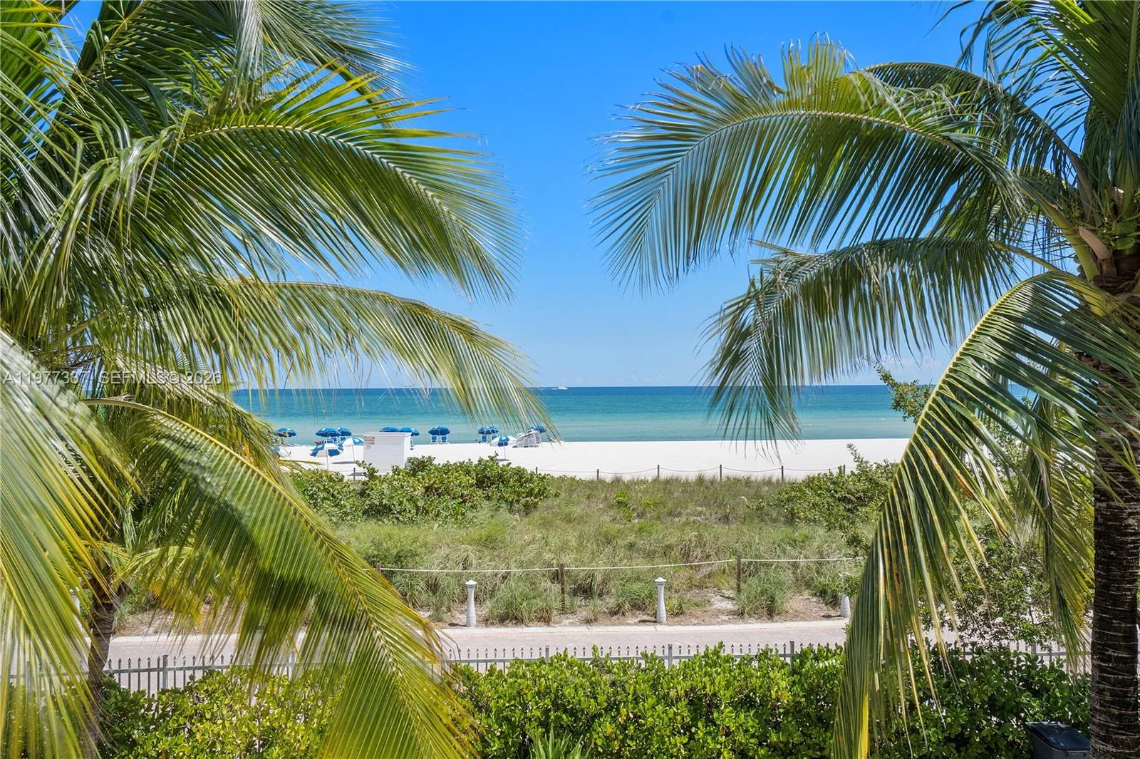 6039 Collins Ave # 829, Miami Beach, FL 33140
