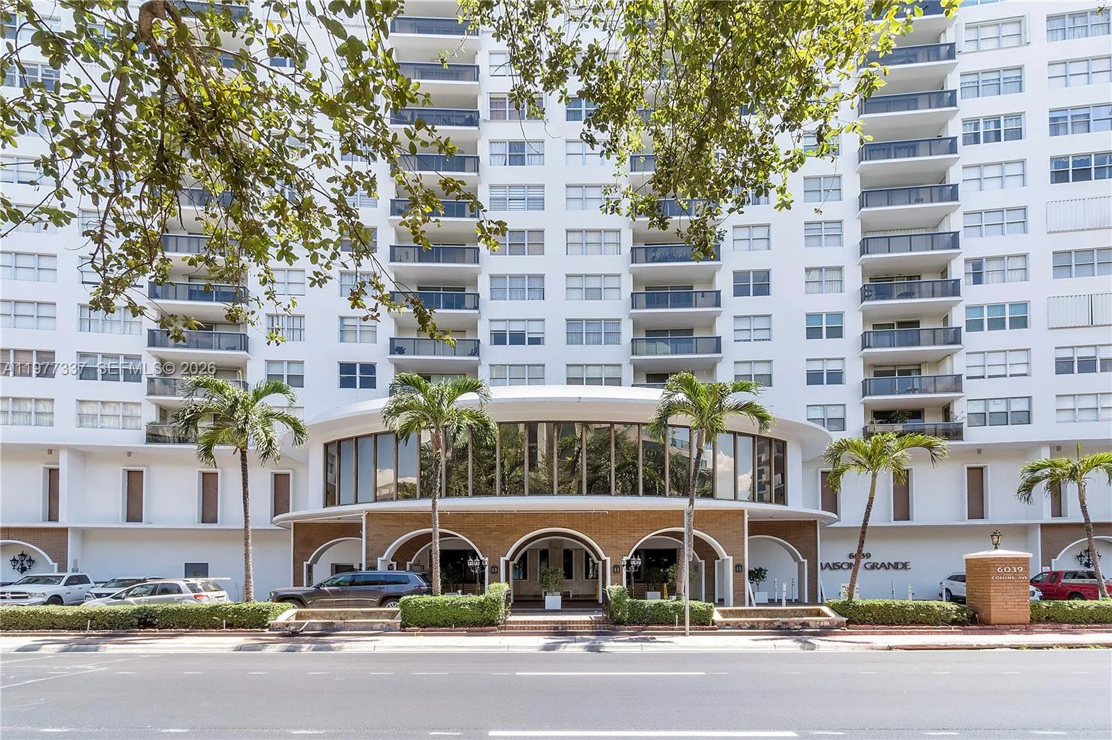 6039 Collins Ave # 829, Miami Beach, FL 33140 photo 12