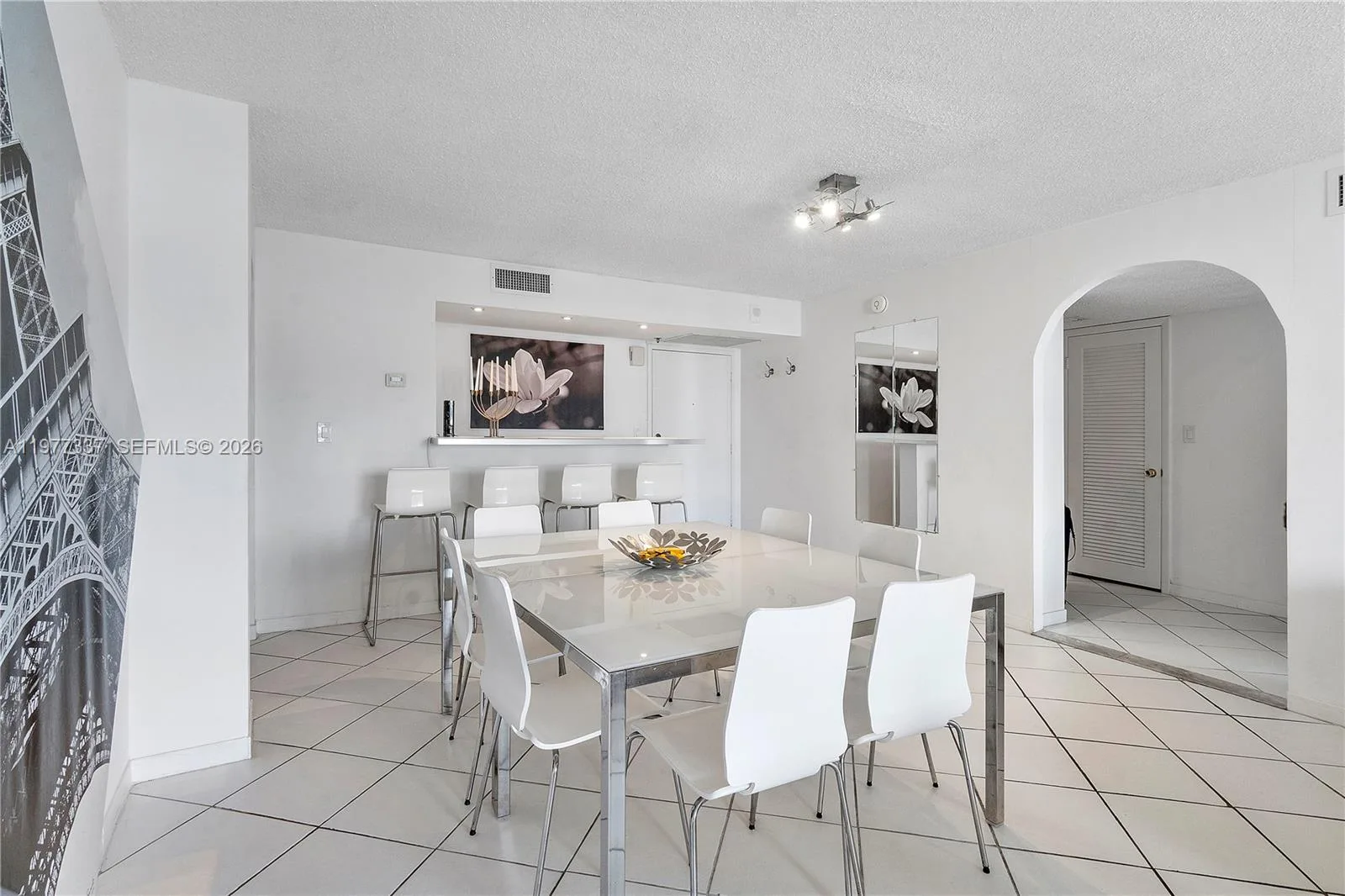 6039 Collins Ave # 829, Miami Beach, FL 33140 photo 5