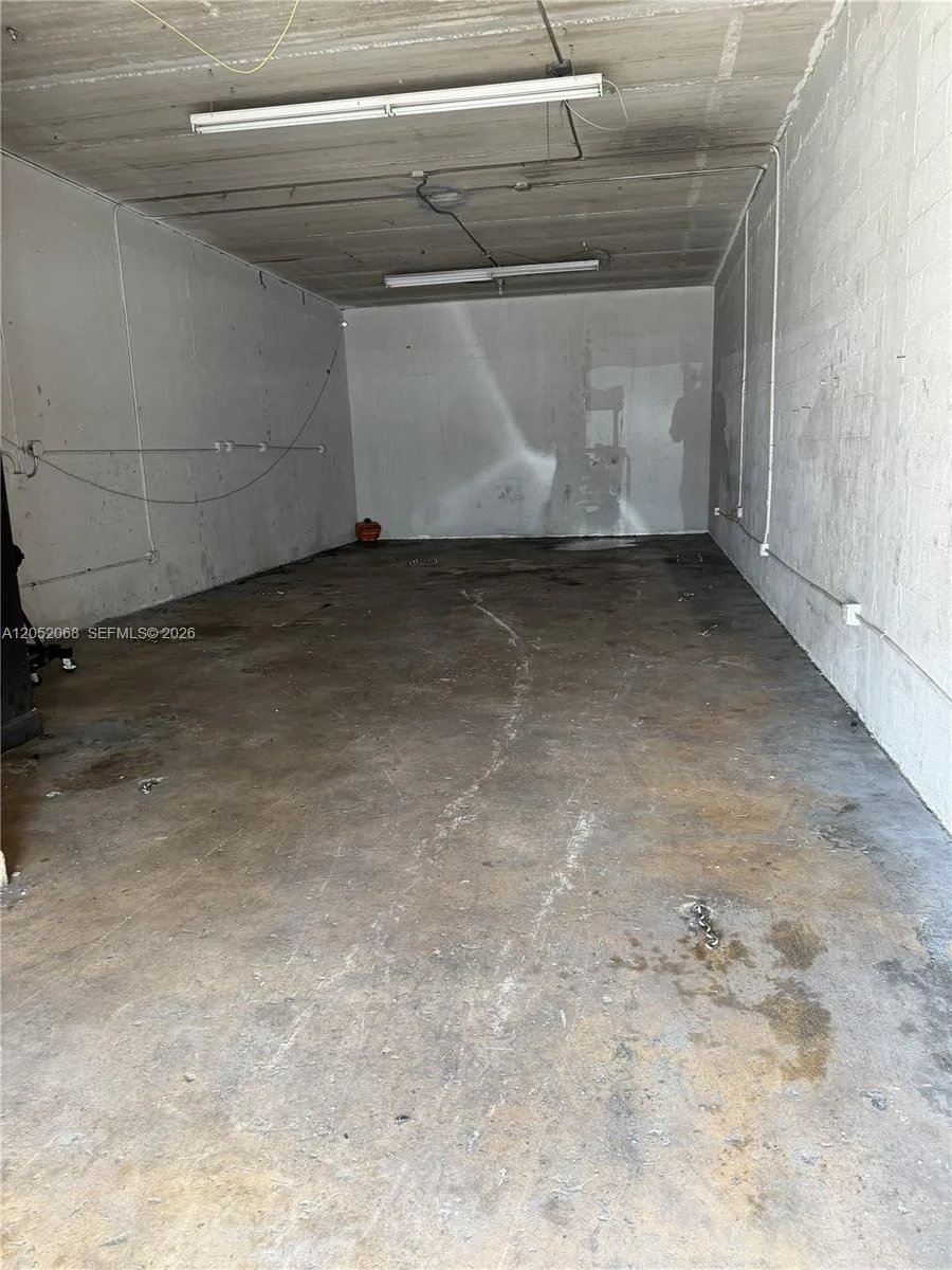 2561 NW 23rd St, Miami, FL 33142 photo 3
