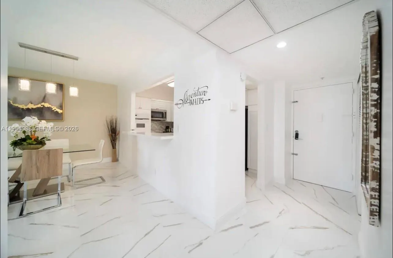 19370 Collins Ave # 511, Sunny Isles Beach, FL 33160 photo 4