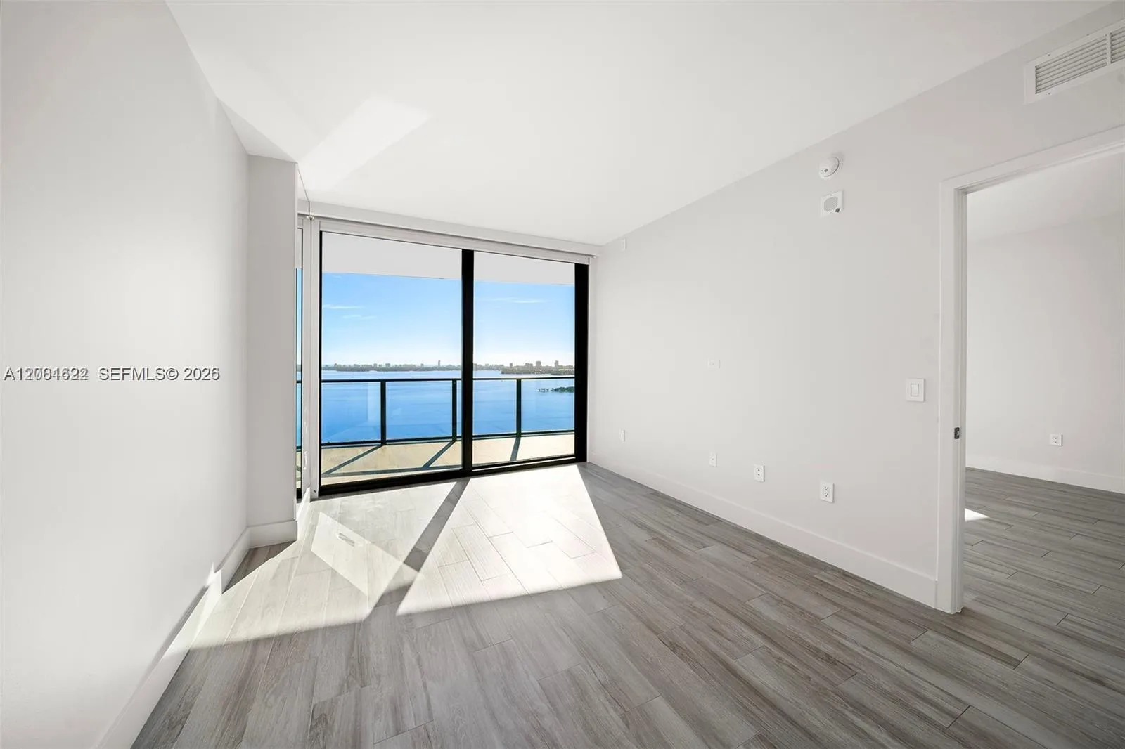 460 NE 28th St # 2707, Miami, FL 33137 photo 6