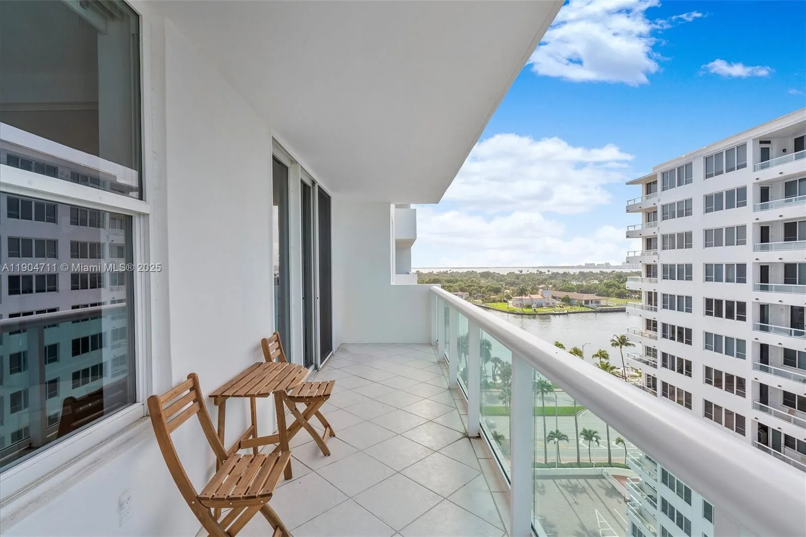 5001 Collins Ave # 11F, Miami Beach, FL 33140 photo 2