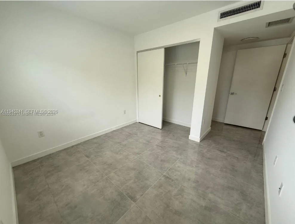 14752 NE 6th Ave # 109, Miami, FL 33161 photo 5