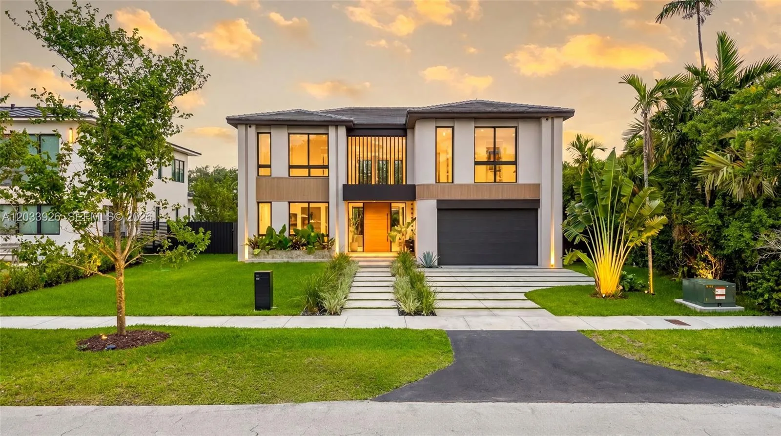 5854 SW 30th St, Miami, FL 33155