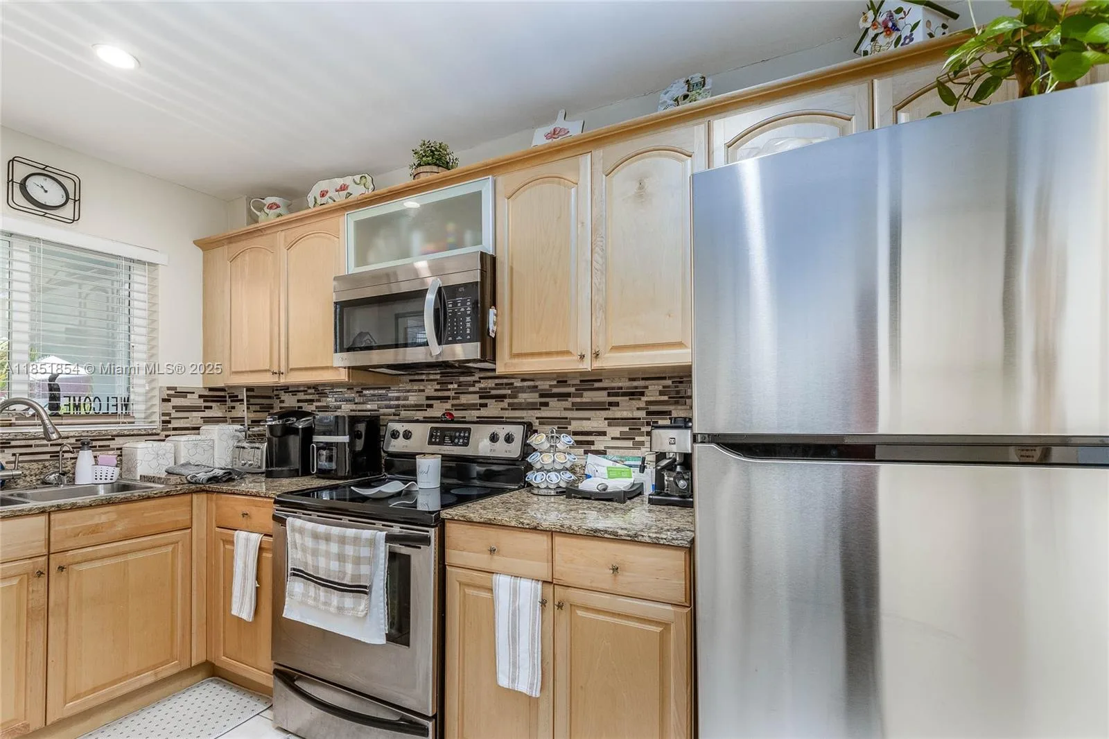 581 Blue Heron Dr # 301-B, Hallandale Beach, FL 33009 photo 11