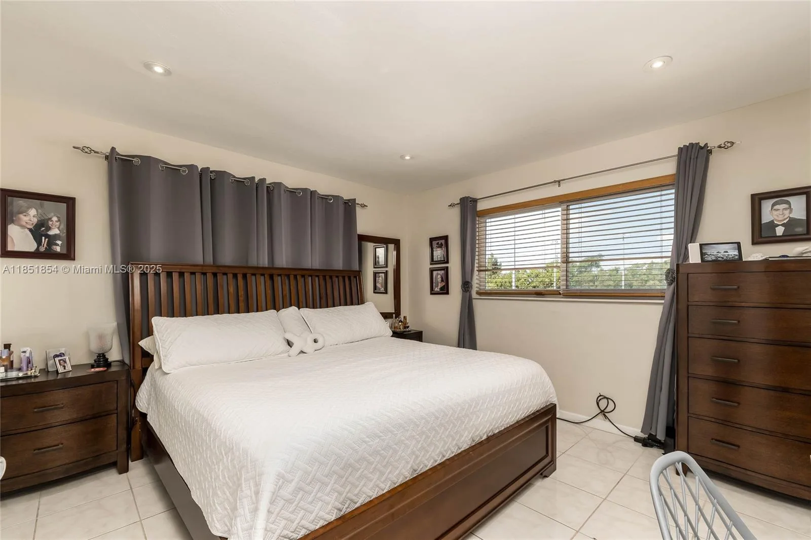 581 Blue Heron Dr # 301-B, Hallandale Beach, FL 33009 photo 13