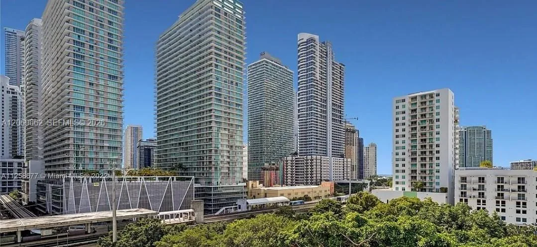 115 SW 11th St # 902, Miami, FL 33130