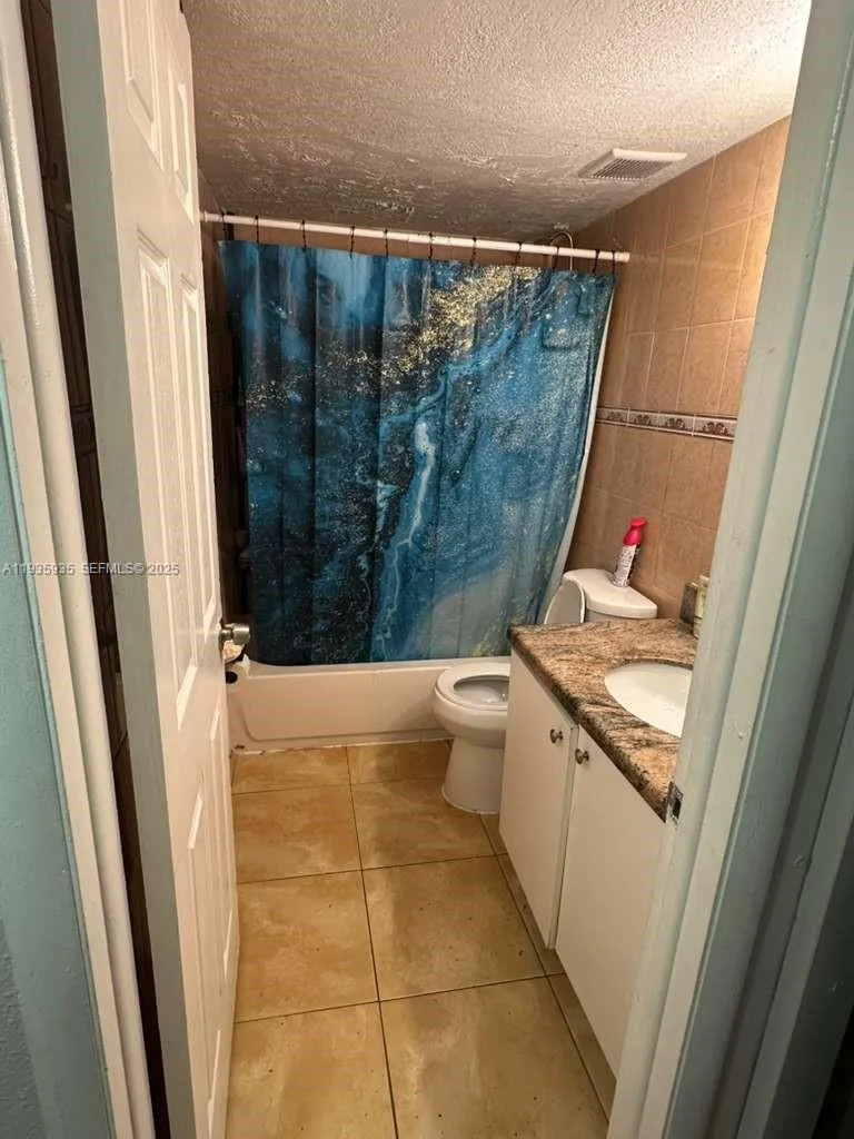 1875 W 56th St # 301, Hialeah, FL 33012 photo 12
