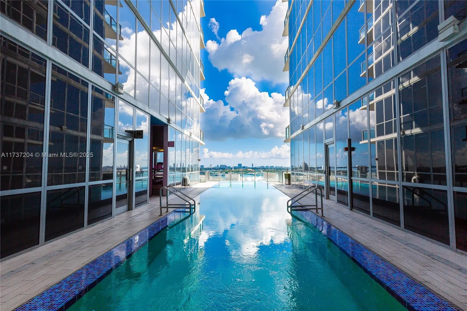 1100 Biscayne Blvd # 1906, Miami, FL 33132 photo 7