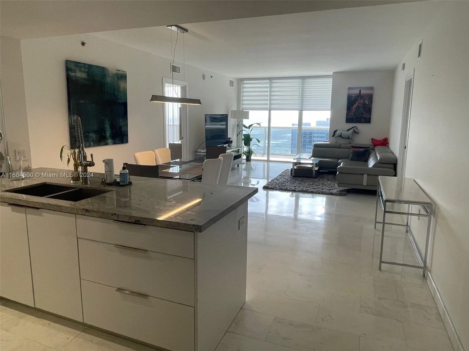 1830 S Ocean Dr # 2604, Hallandale Beach, FL 33009 photo 2