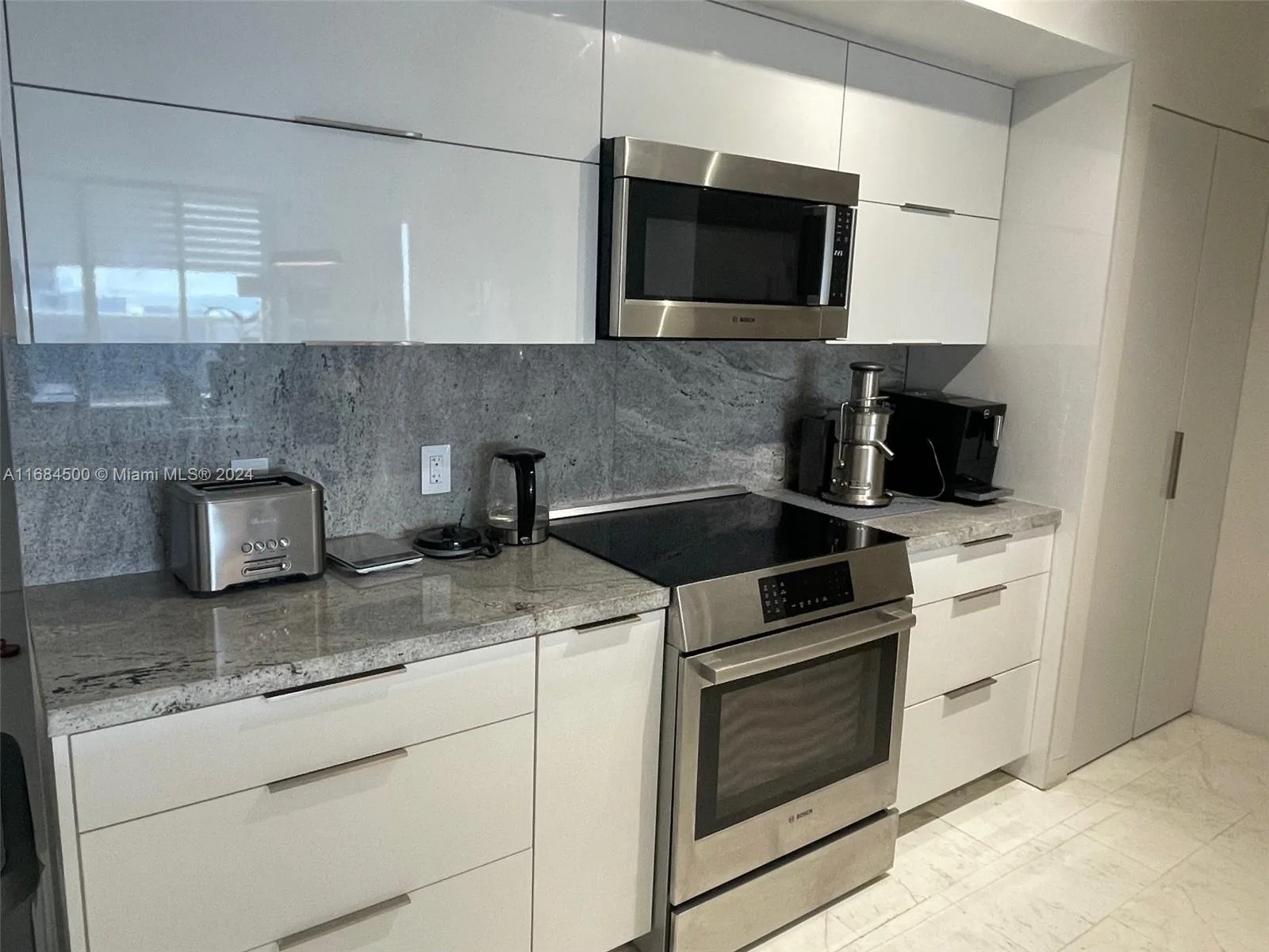 1830 S Ocean Dr # 2604, Hallandale Beach, FL 33009 photo 3