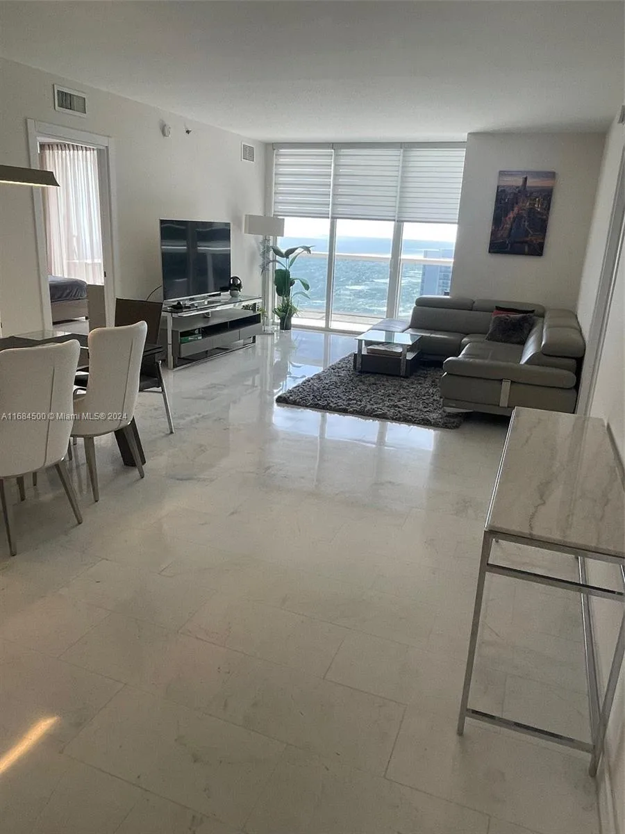 1830 S Ocean Dr # 2604, Hallandale Beach, FL 33009 photo 7