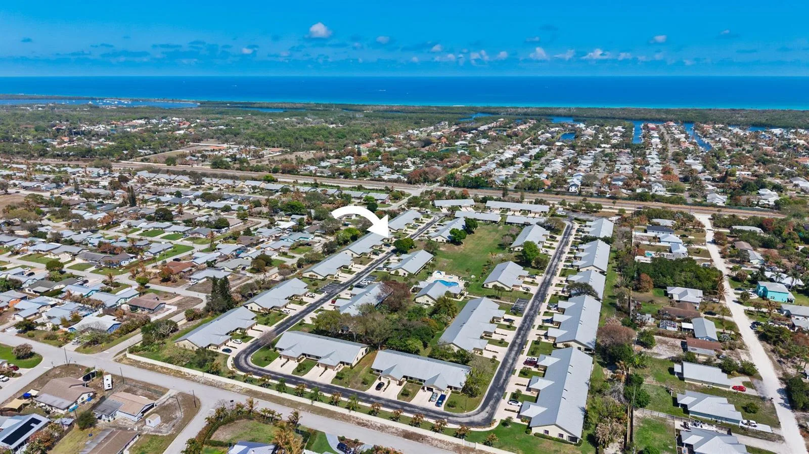 7873 SE Sugar Sand Circle, Hobe Sound, FL 33455 photo 4
