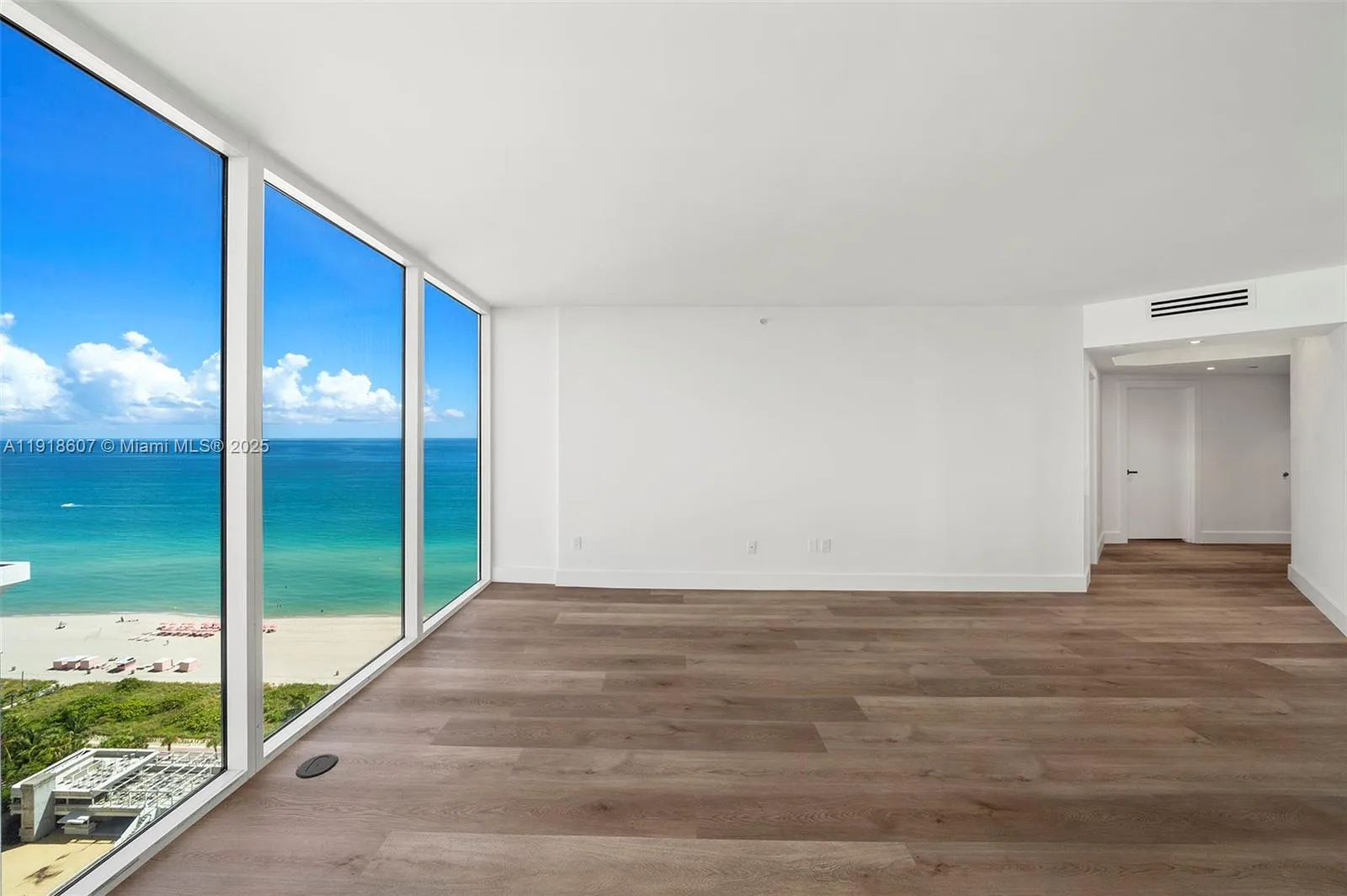 4779 Collins Ave # 2407, Miami Beach, FL 33140 photo 4