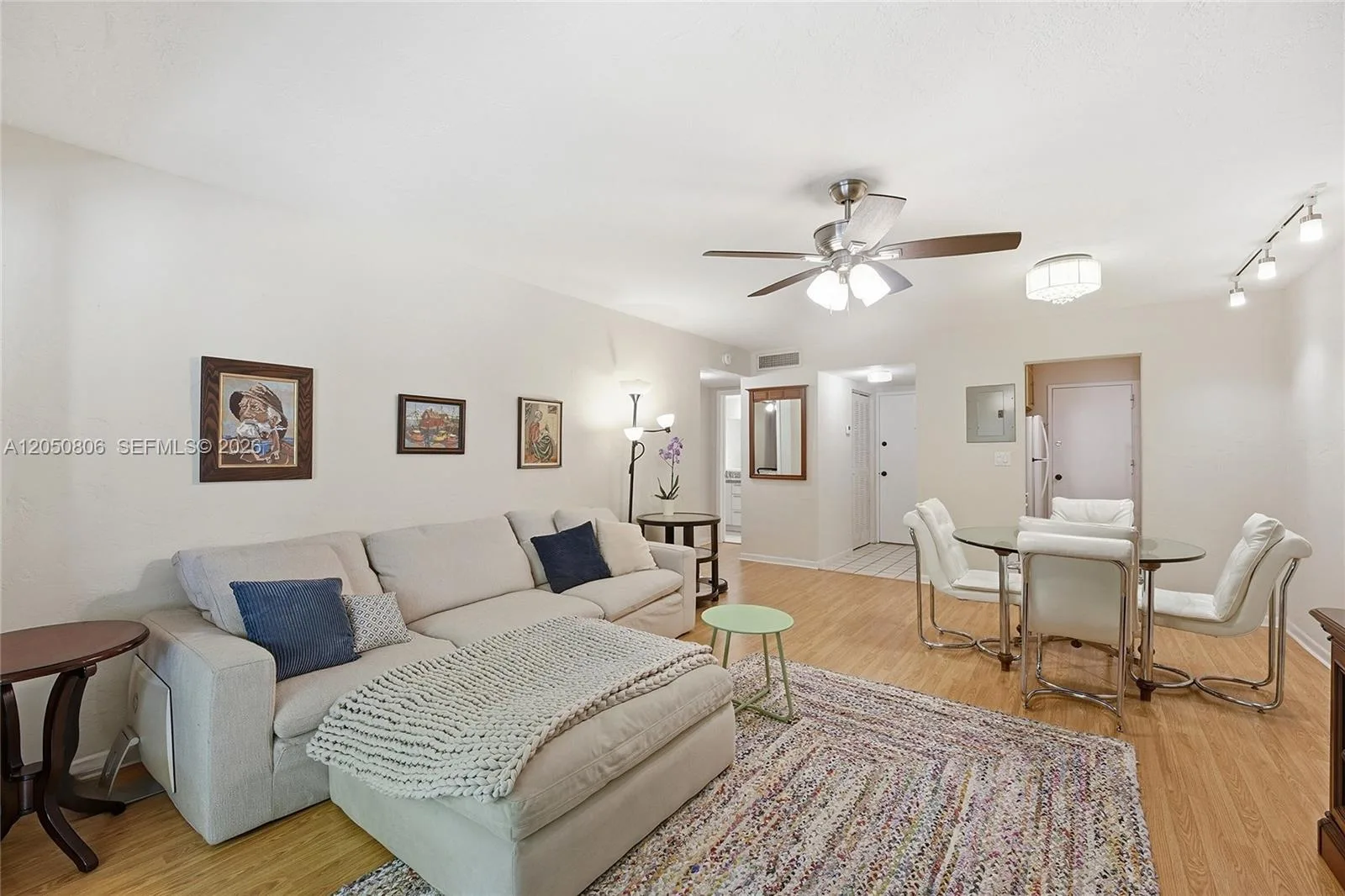 1205 Mariposa Ave # 403, Coral Gables, FL 33146 photo 2