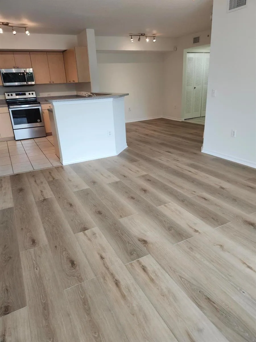 1009 VILLA Lane, Boynton Beach, FL 33435