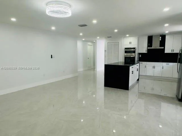11870 SW 5th St # 1, Miami, FL 33184 photo 4