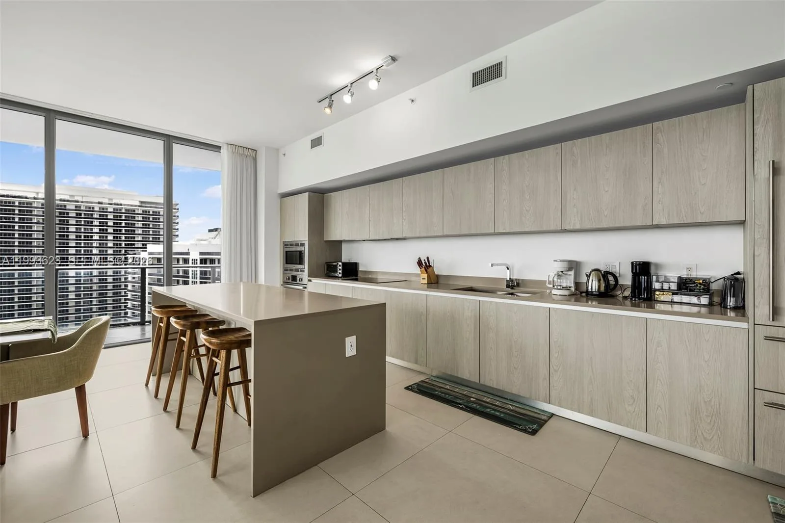 4111 S Ocean Dr # LPH1, Hollywood, FL 33019 photo 3