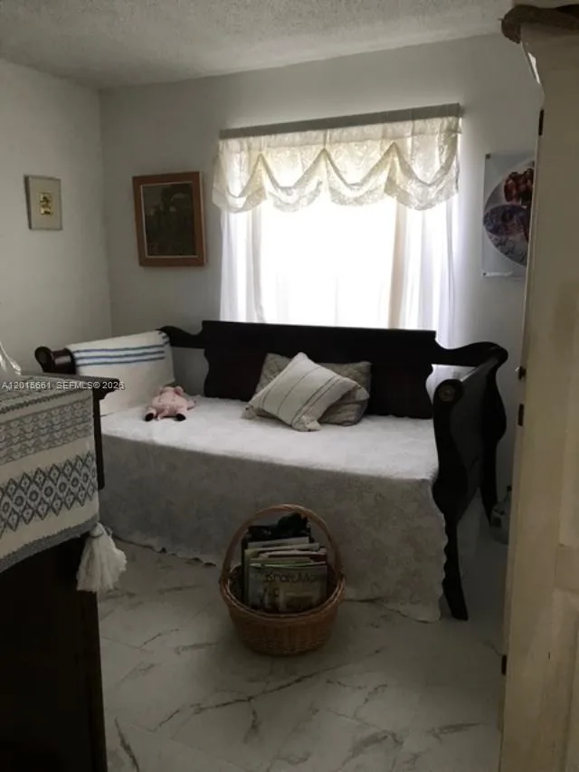 10135 SW 156th Ave, Miami, FL 33196 photo 2