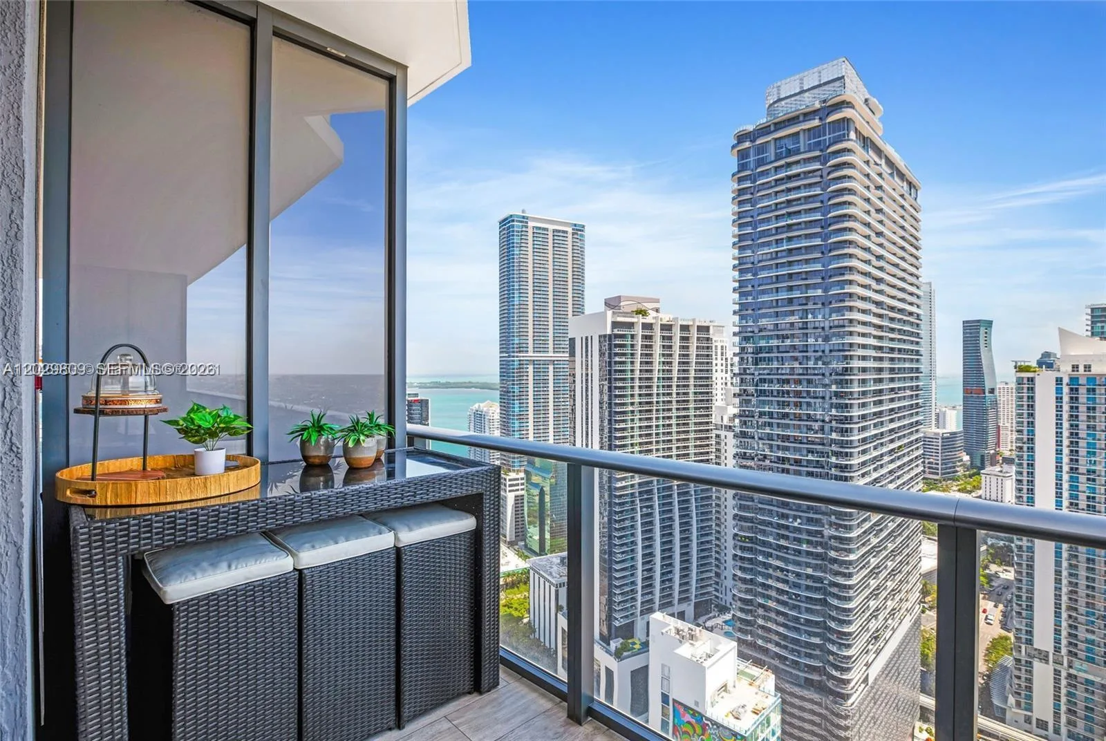 45 SW 9th St # 4204, Miami, FL 33130 photo 11