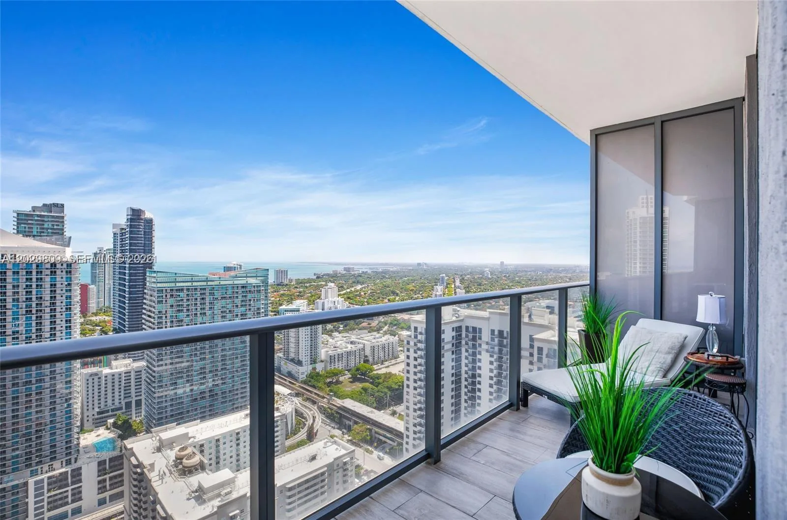 45 SW 9th St # 4204, Miami, FL 33130 photo 12
