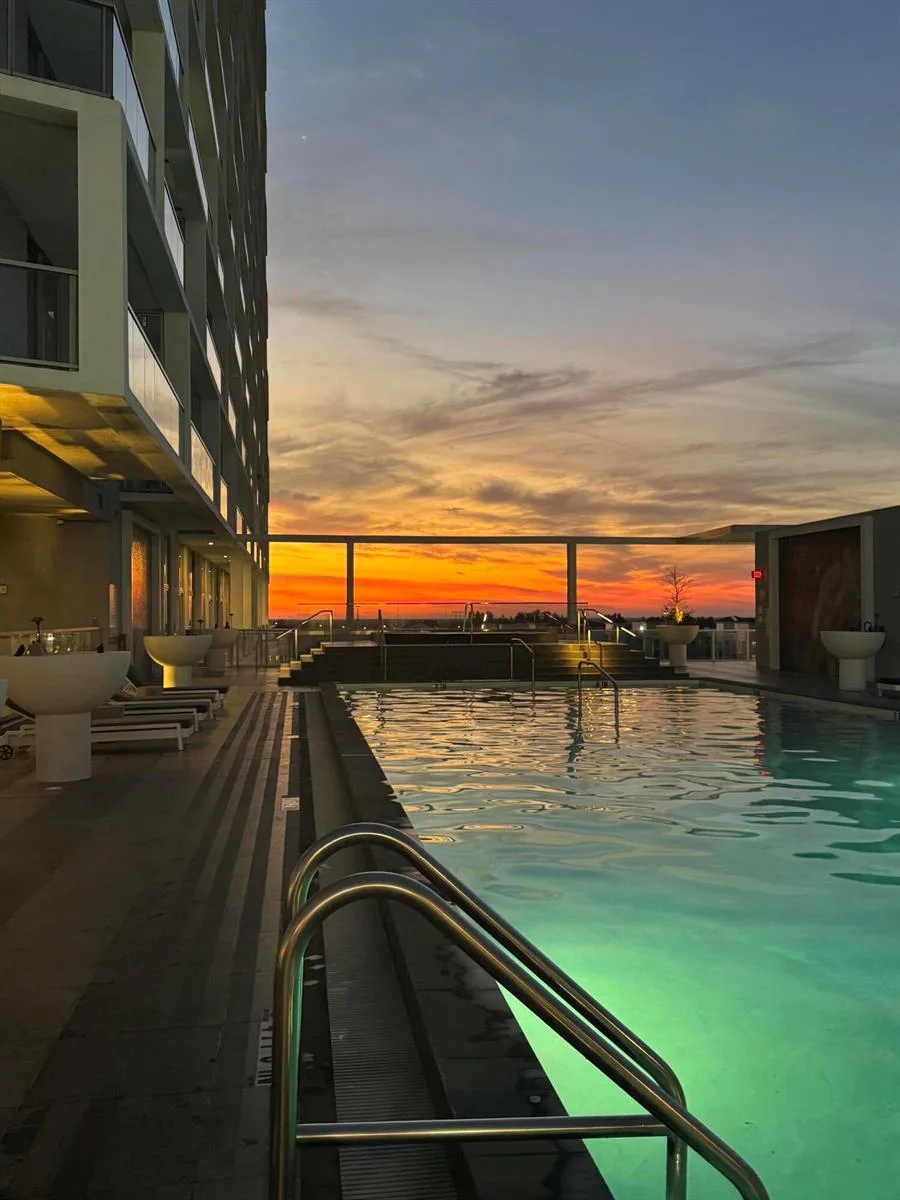 2000 Metropica Way # 811, Sunrise, FL 33323