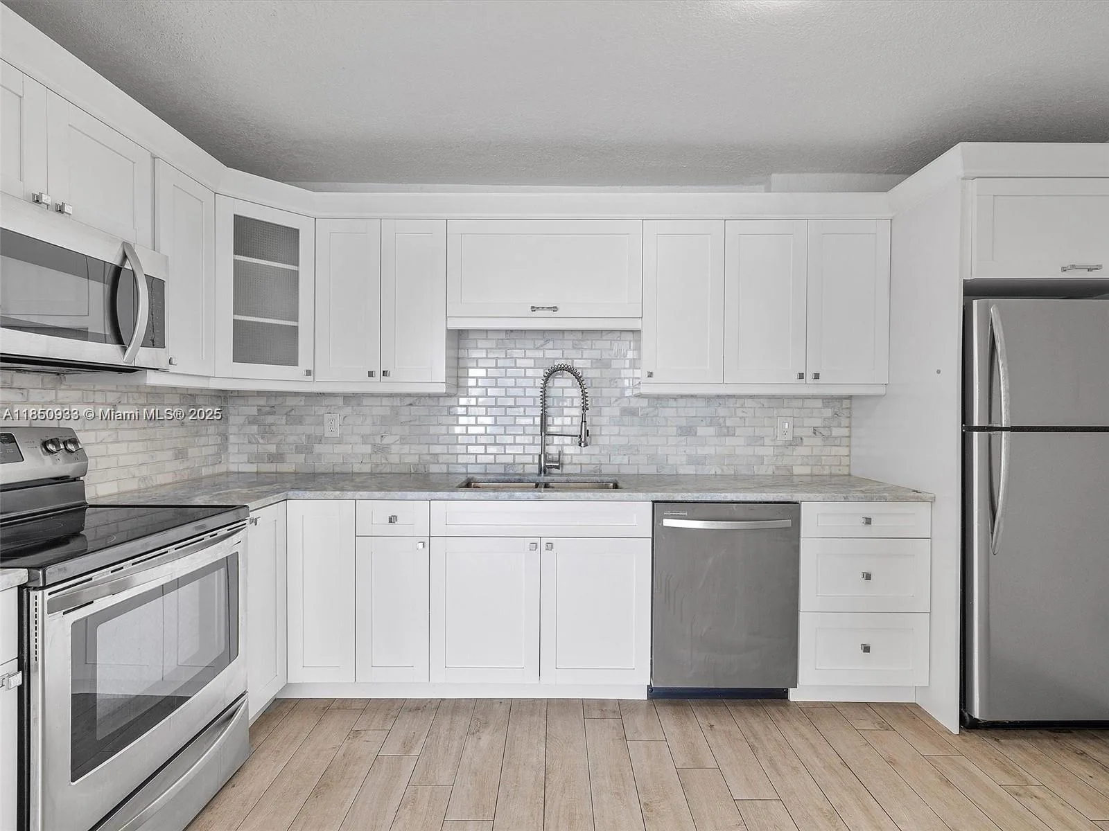 9341 Collins # 405, Surfside, FL 33154 photo 4