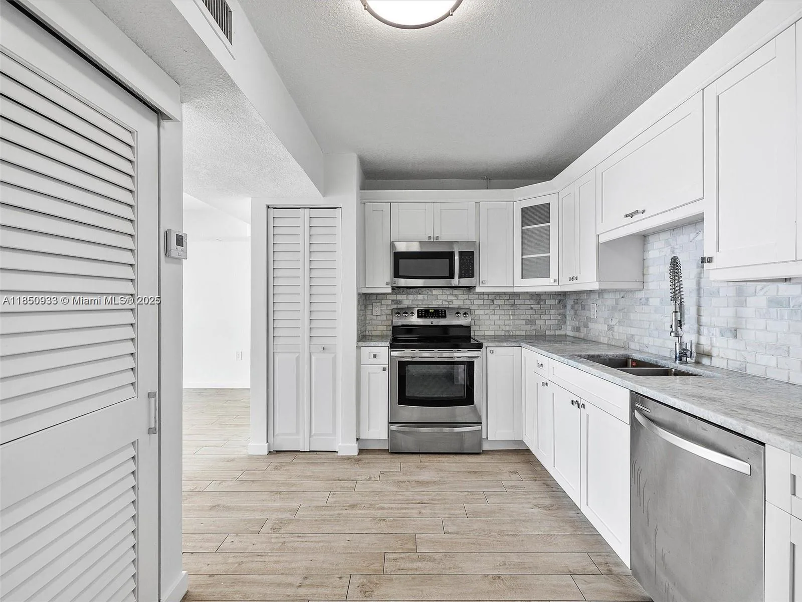 9341 Collins # 405, Surfside, FL 33154 photo 7
