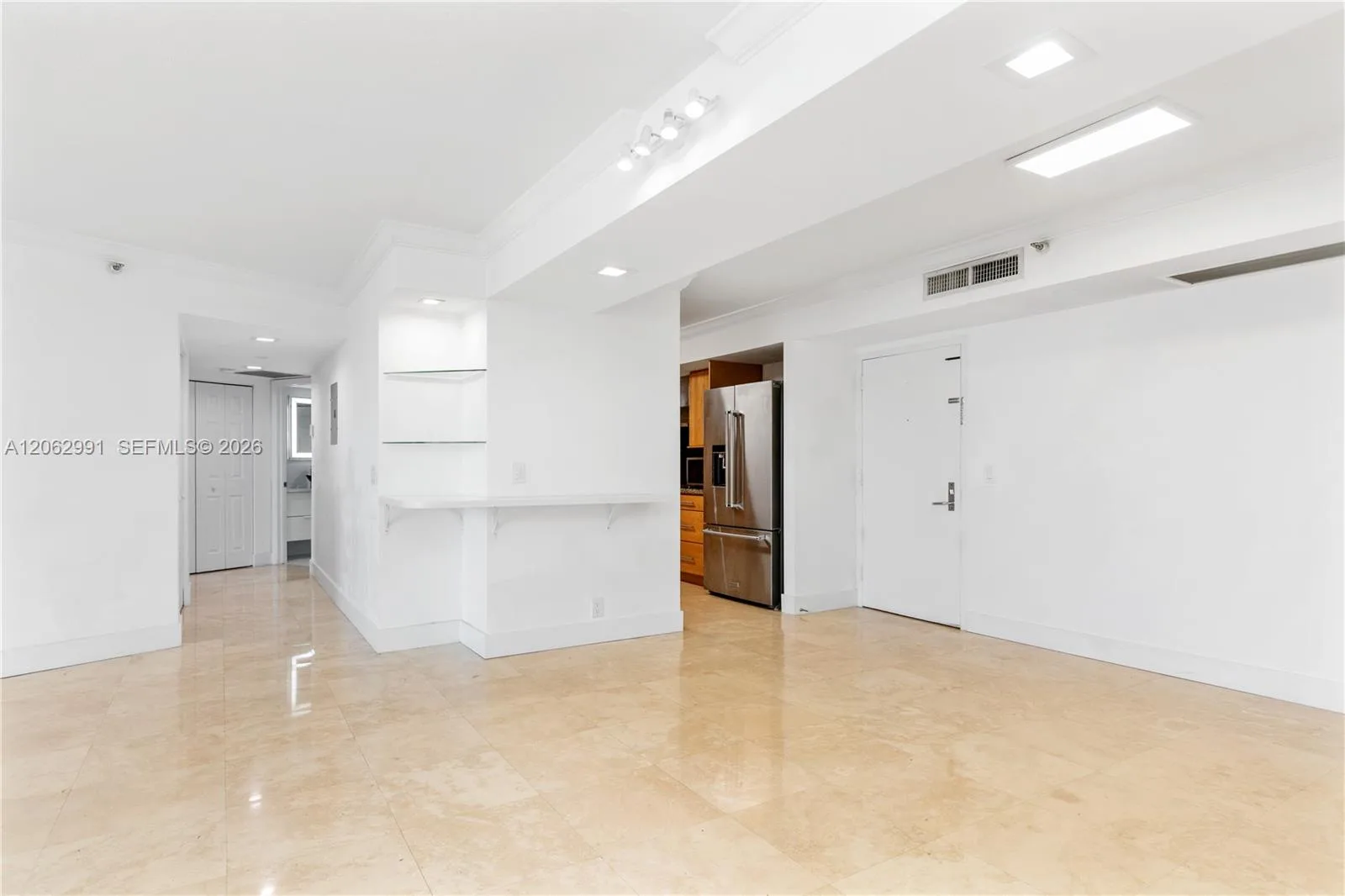 3500 Mystic Pointe Dr # 3702, Aventura, FL 33180 photo 6
