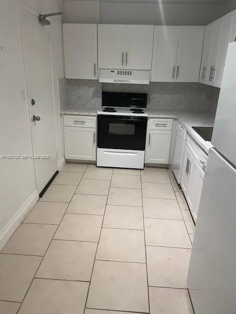 10185 Collins Ave # 321, Bal Harbour, FL 33154 photo 6