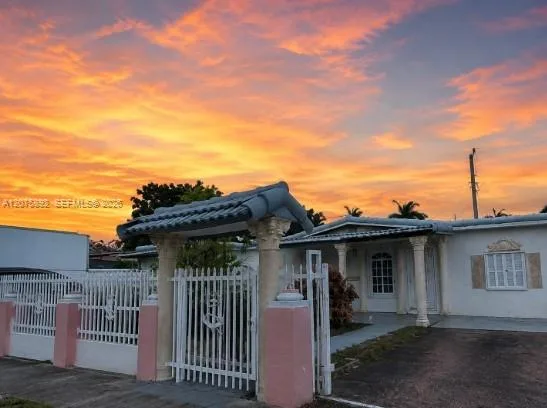 5445 NW 172nd Ter, Miami Gardens, FL 33055 photo 6