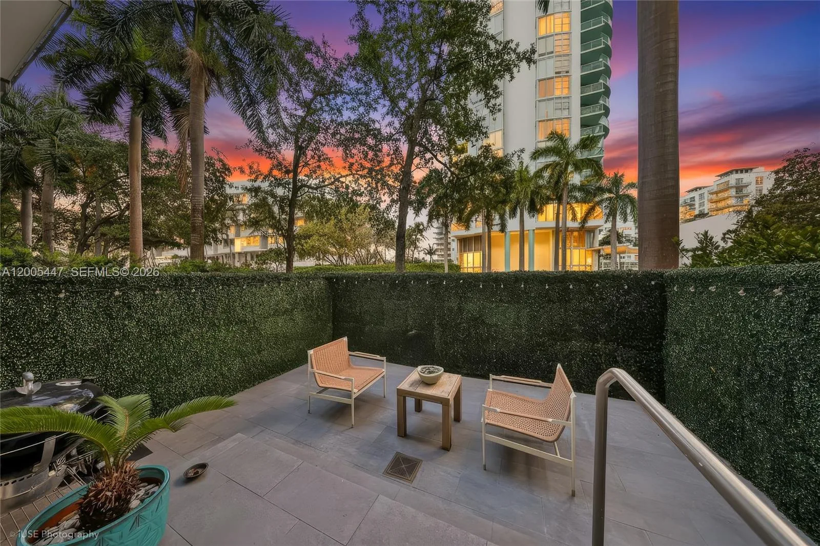 6000 Collins Ave # 118, Miami Beach, FL 33140