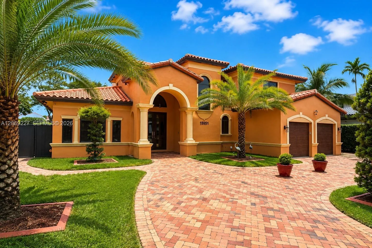 15951 NW 79th Ct, Miami Lakes, FL 33016 photo 2
