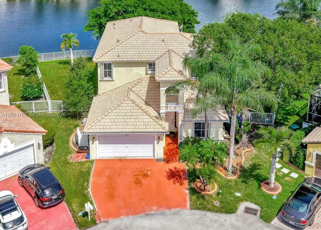 13193 SW 30th St, Miramar, FL 33027 photo 2