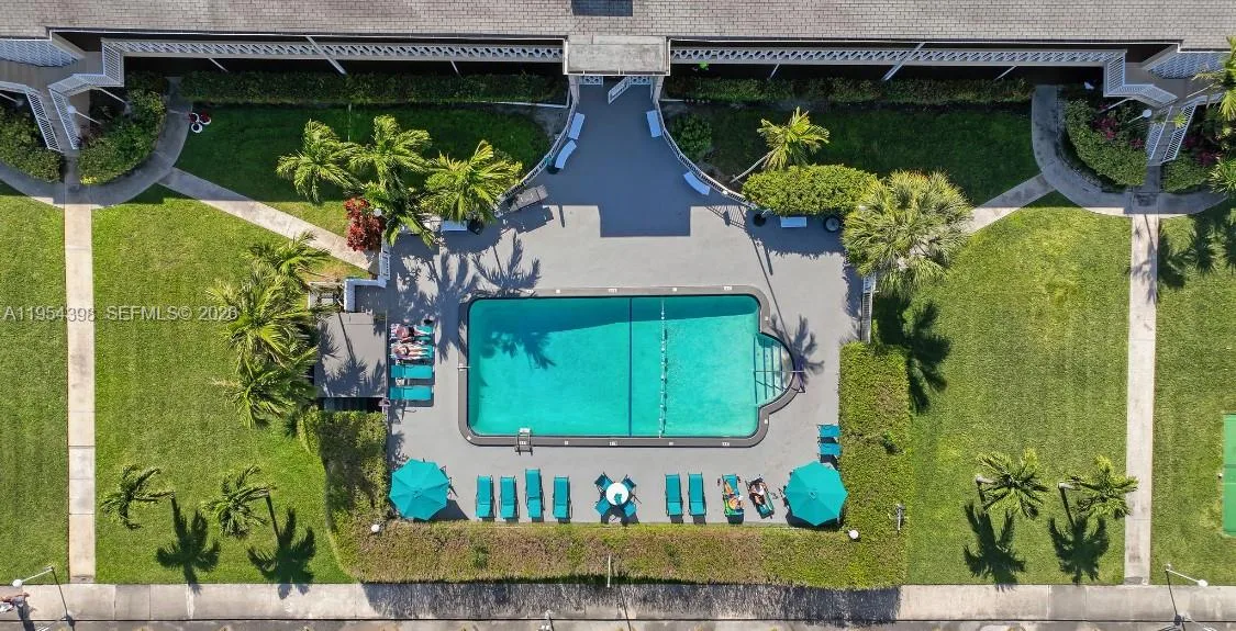 900 Atlantic Shores Blvd # 133, Hallandale Beach, FL 33009