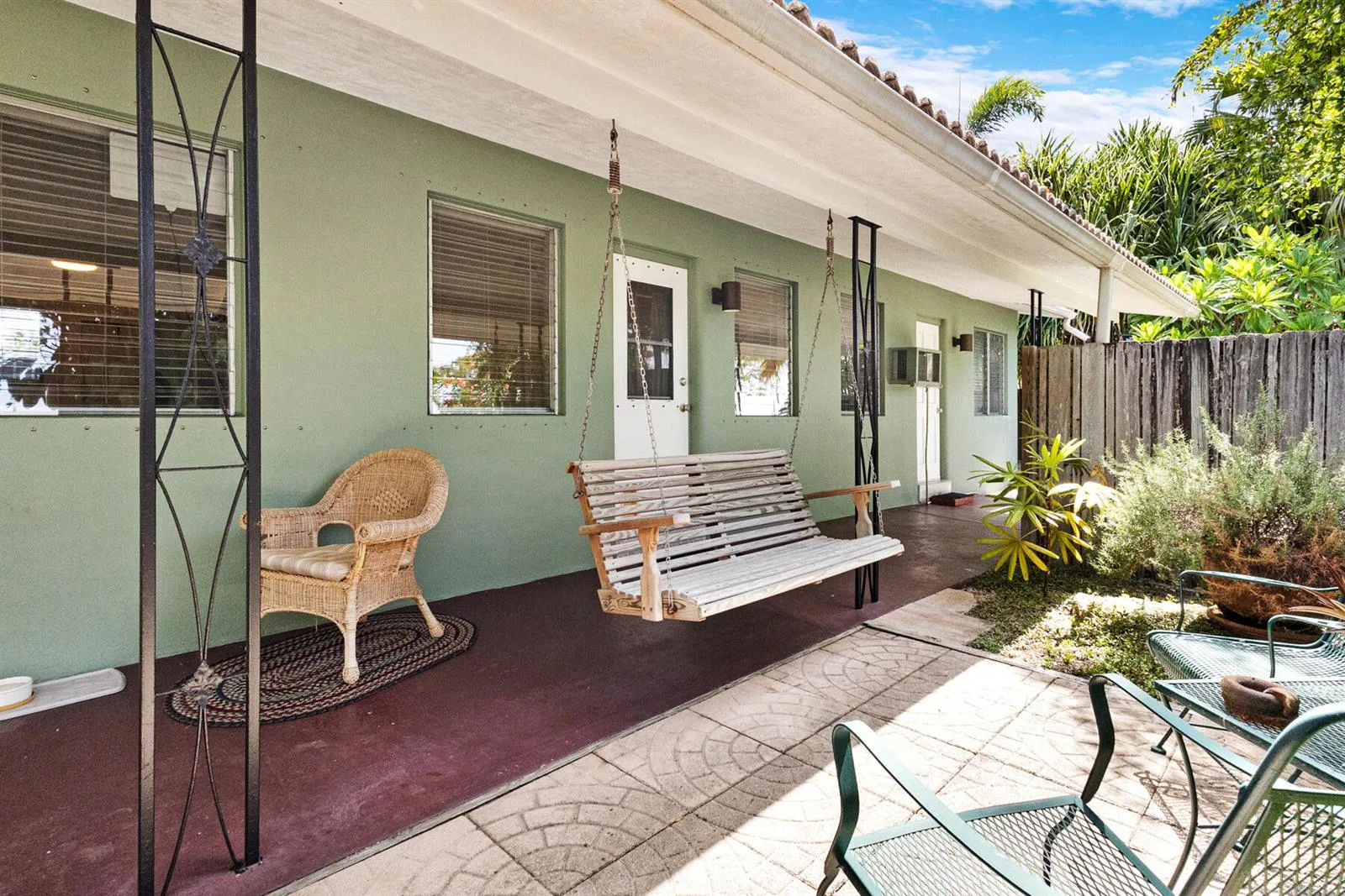 500 NE 14TH Street, Fort Lauderdale, FL 33304