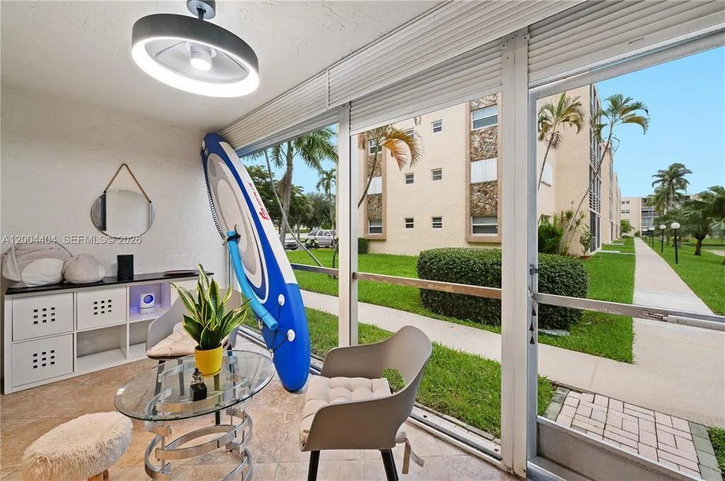 424 SE 10TH Street # 104, Dania Beach, FL 33004 photo 11