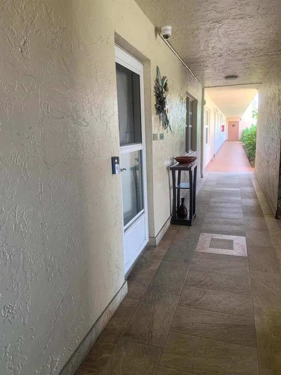 424 SE 10TH Street # 104, Dania Beach, FL 33004 photo 4