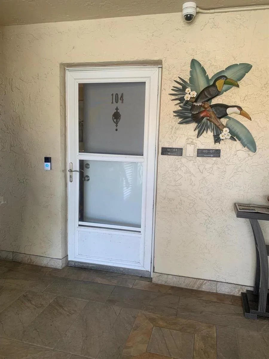 424 SE 10TH Street # 104, Dania Beach, FL 33004 photo 5