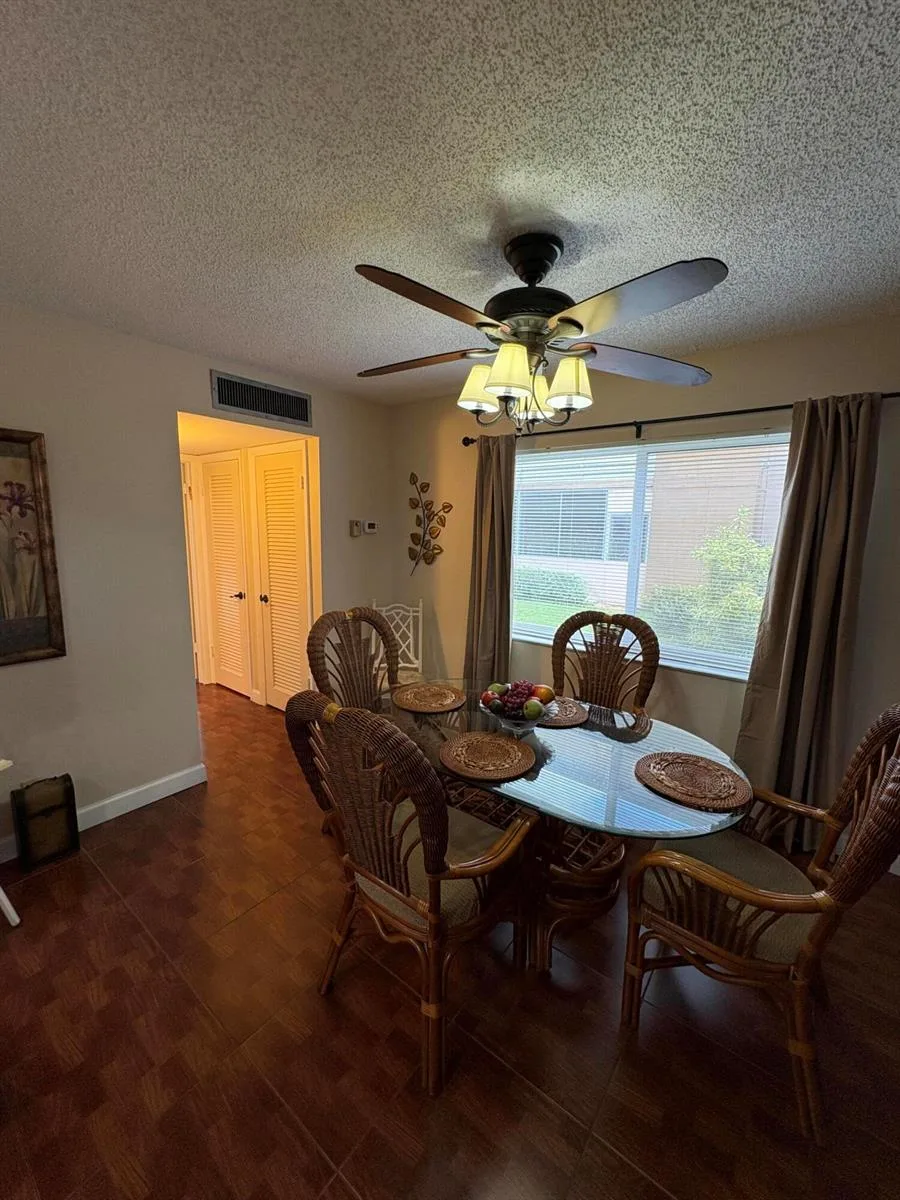 23 Flanders A, Delray Beach, FL 33484 photo 7
