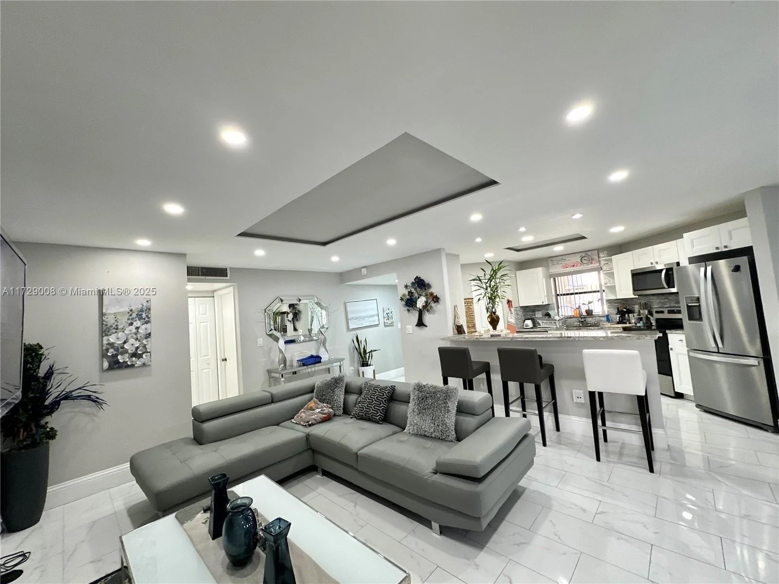 6655 W Broward Blvd # 201, Plantation, FL 33317