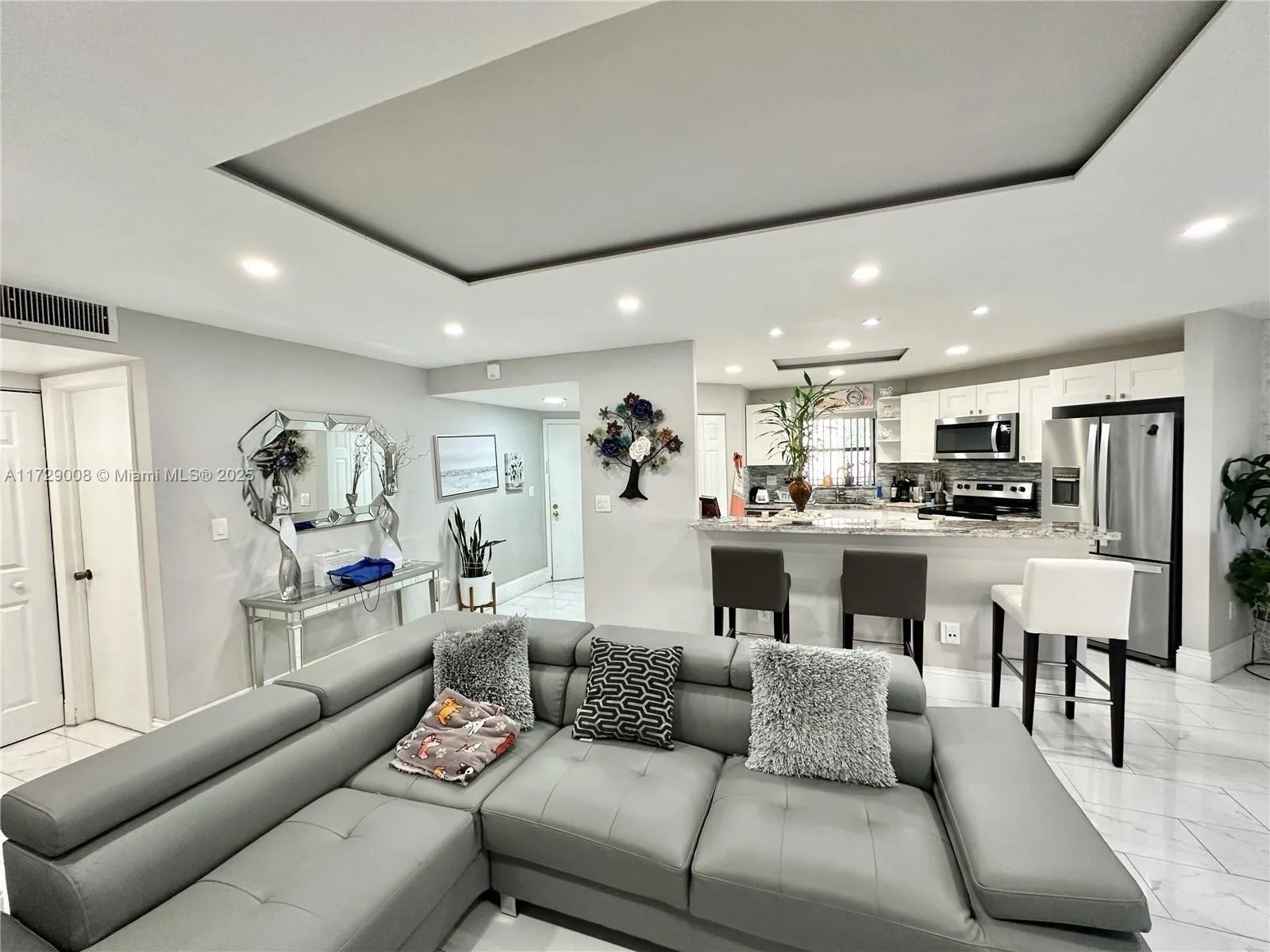 6655 W Broward Blvd # 201, Plantation, FL 33317 photo 3