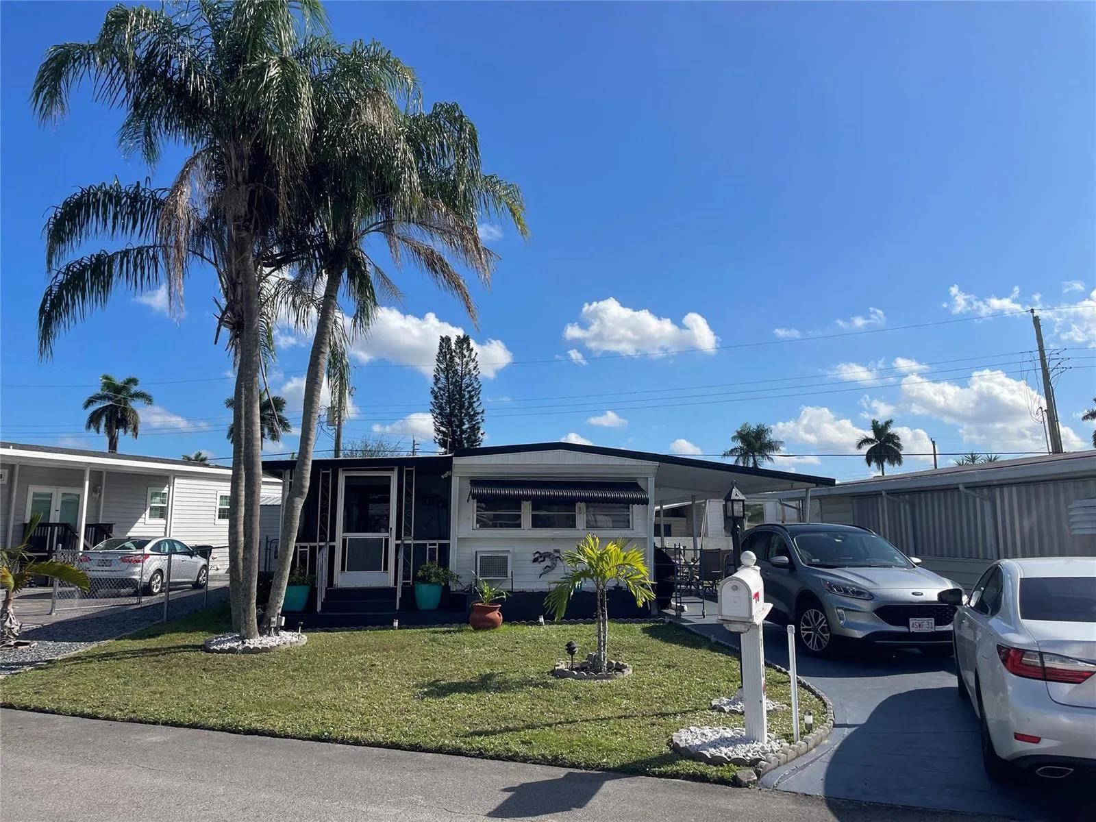 8610 SW 18th Court, Davie, FL 33324
