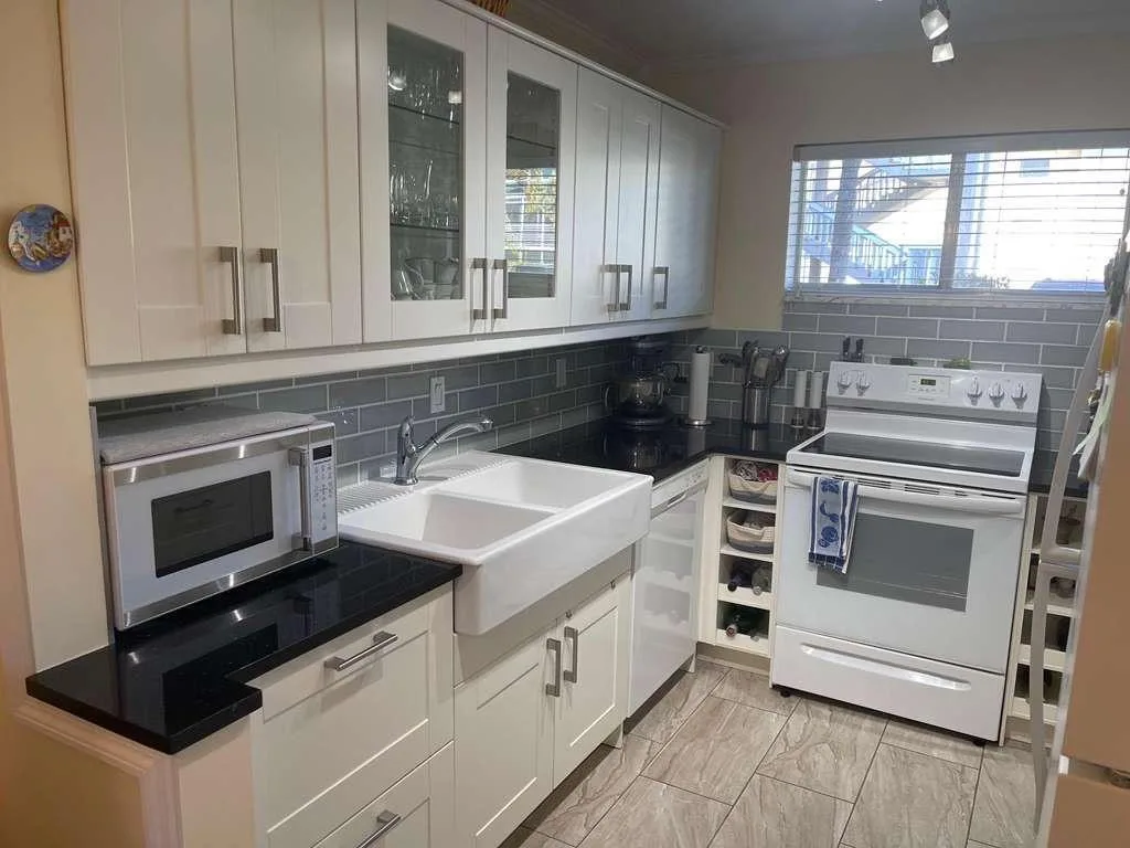 2566 S GARDEN Drive S # 108, Lake Worth, FL 33461